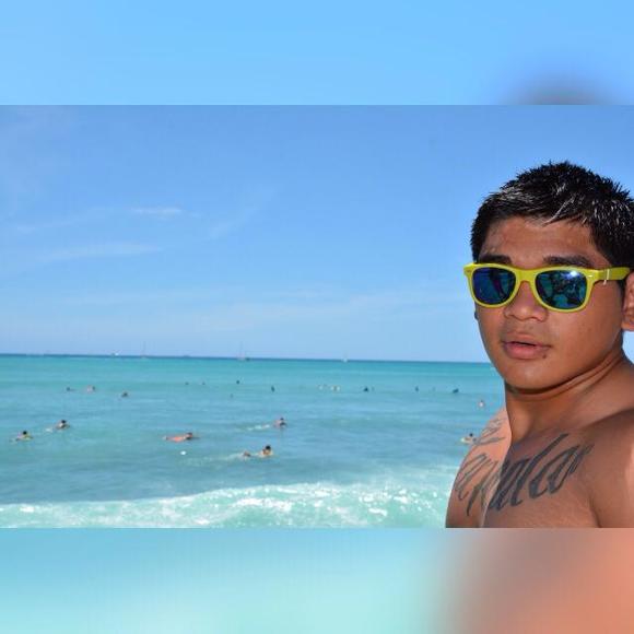 Meet your Posher, Danny - Picture 1 of 1